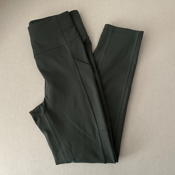 Lululemon Invigorate High-Rise Crop 23" in Smoked Spruce - Picture 7 of 10